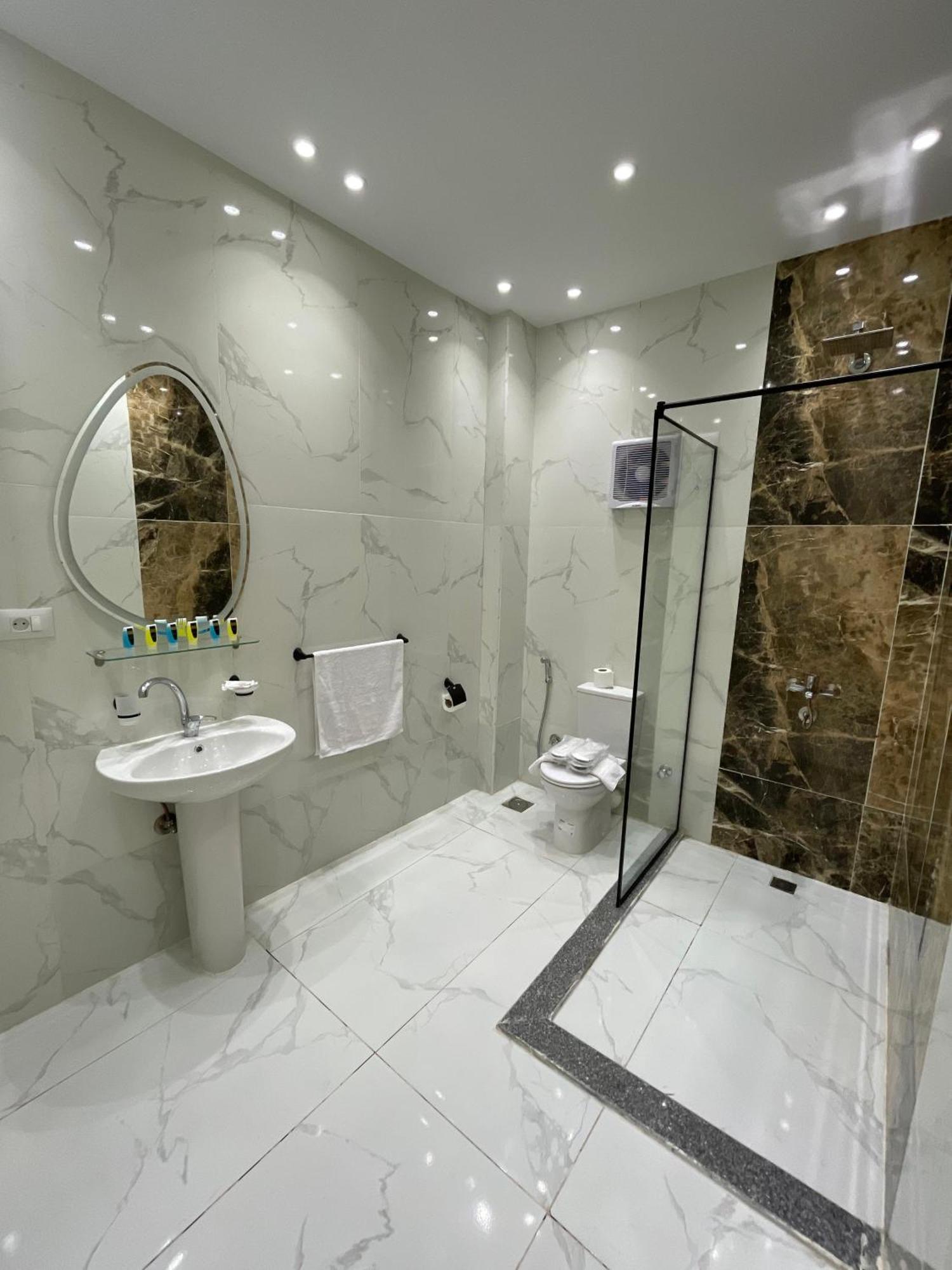 New Glamour Pyramids Hotel Kafret el-Gabal Dış mekan fotoğraf